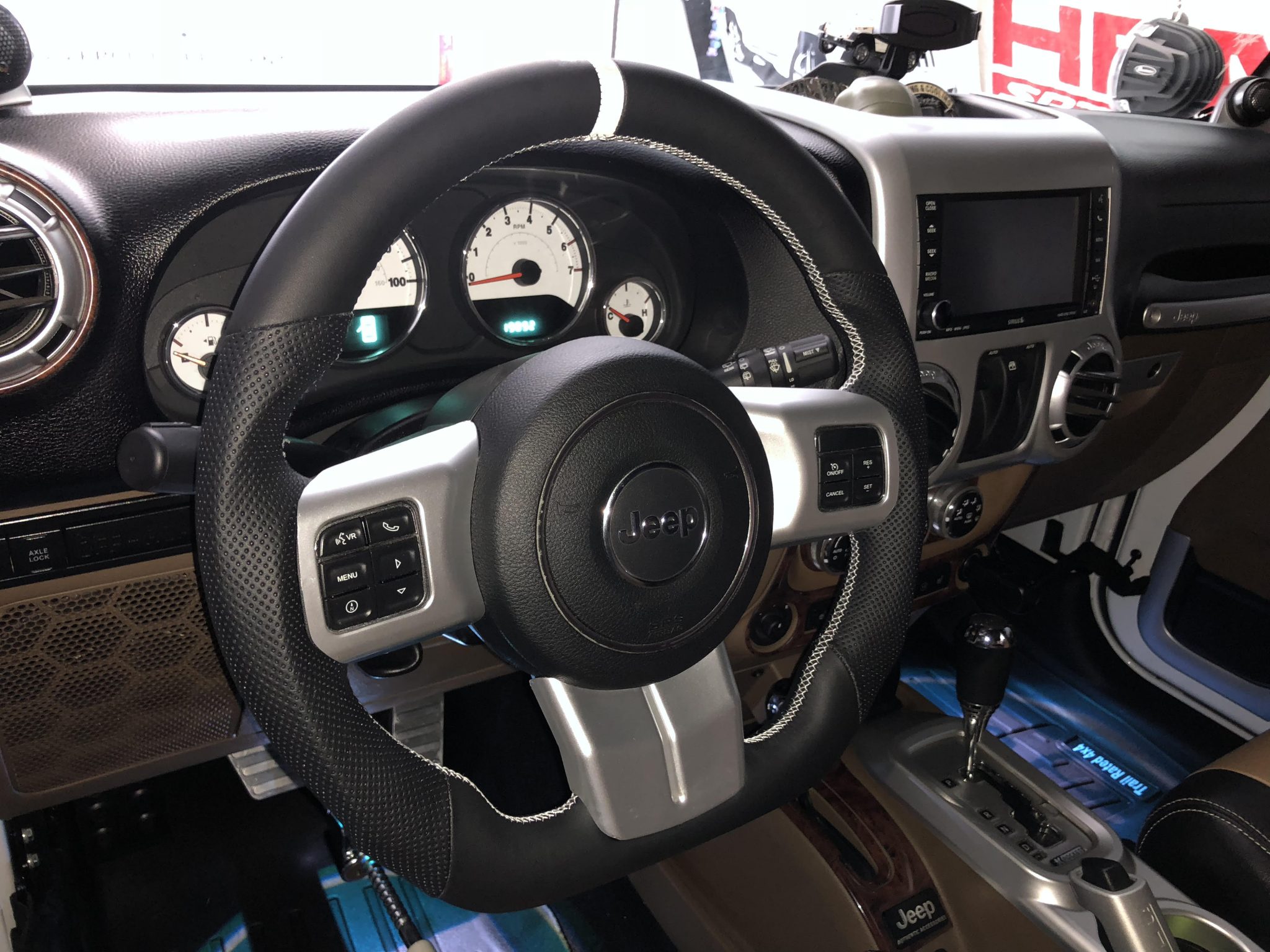 2012 jeep wrangler steering wheel controls